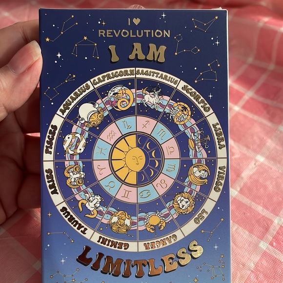 🎈SALE🎈🎀#21.MAKEUP BUNDLE🎀 - Picture 6 of 12